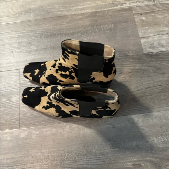 Via Spiga Ankle Boots Cow Print Suede Square Toe size 8.5 Made in Italy Y2K 90s - Picture 11 of 15